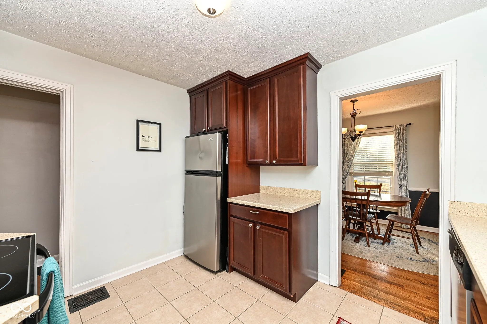 Indianapolis, Indiana 46220, United States, 2 Bedrooms Bedrooms, ,2 BathroomsBathrooms,Residential,Pending,118812