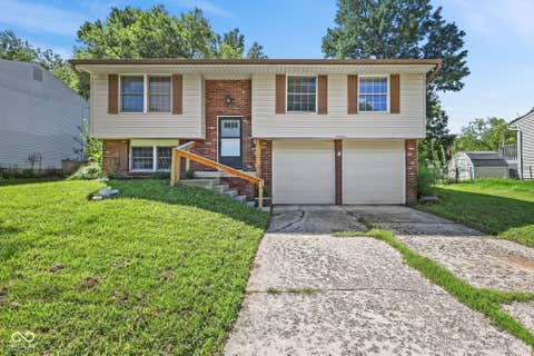Photo of 10401 Mercury Drive, Indianapolis, IN 46229 (MLS # 22122127)
