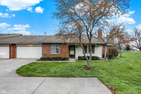 7607 Farm View Circle E, Indianapolis, IN 46256 - MLS#: 22029414