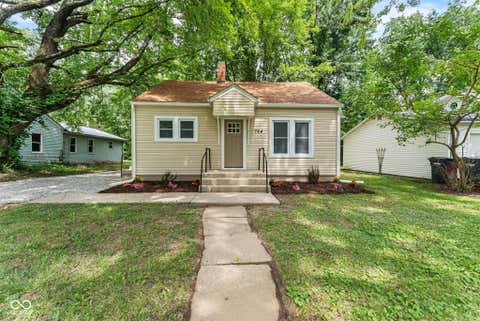 Photo of 764 W Bellevue Avenue, Scottsburg, IN 47170 (MLS # 22120422)