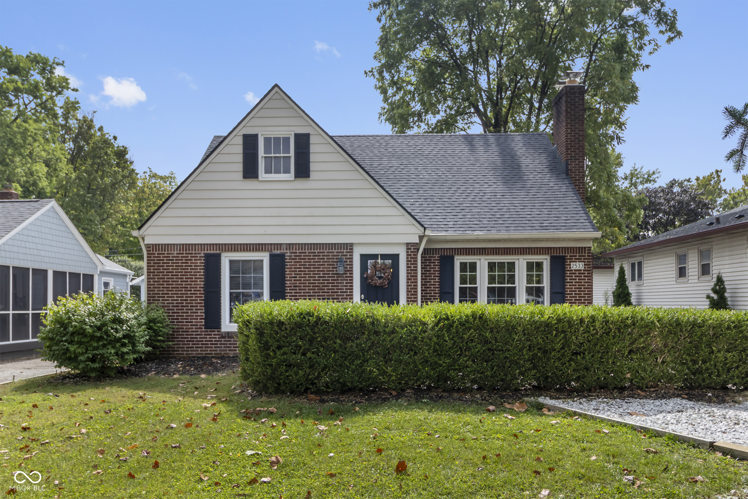 2533 Kessler Boulevard East Drive