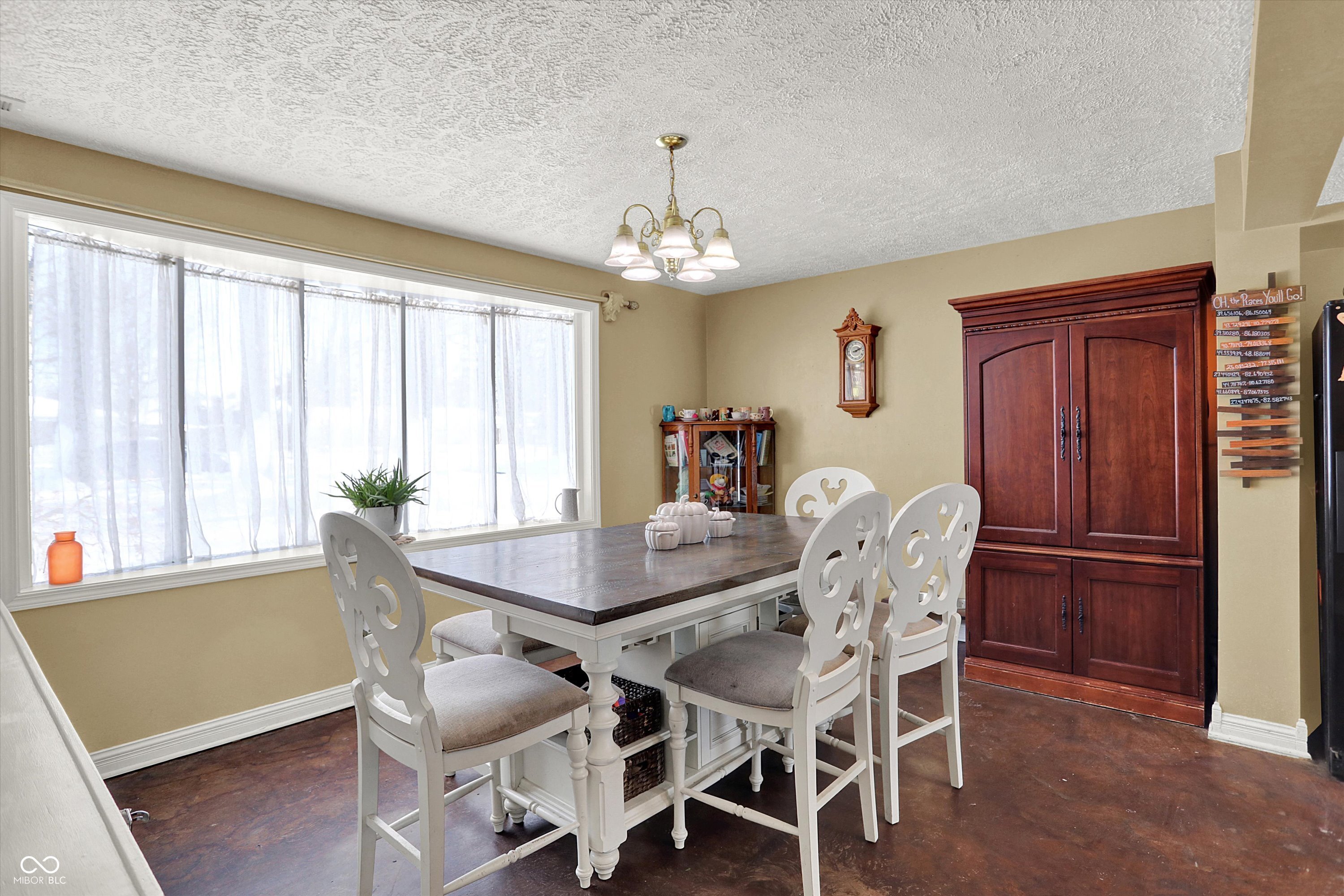 7536 Lindenwood Drive