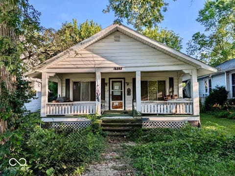 Photo of 913 W Superior Street, Kokomo, IN 46901 (MLS # 22116767)