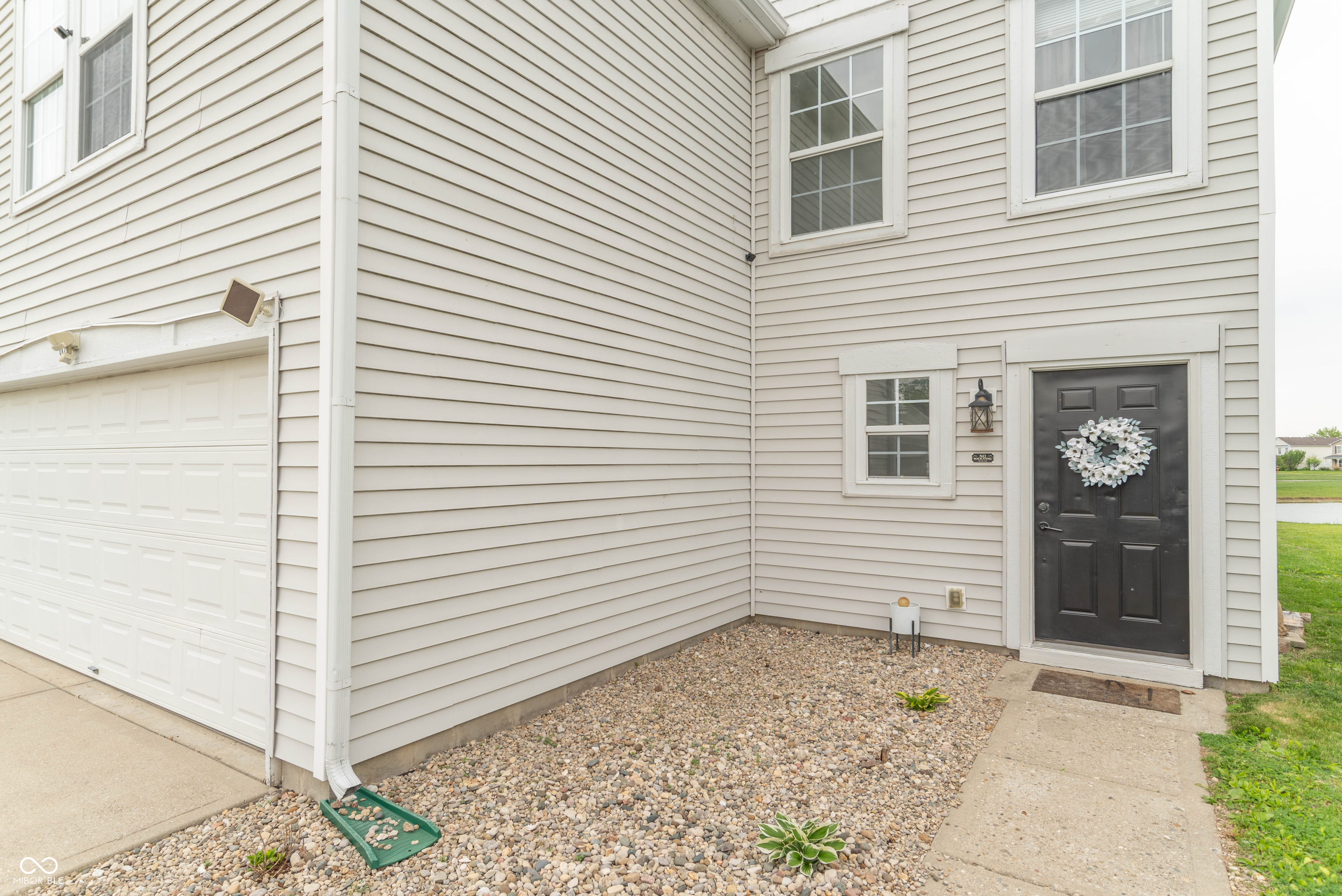 910 Highpointe Boulevard