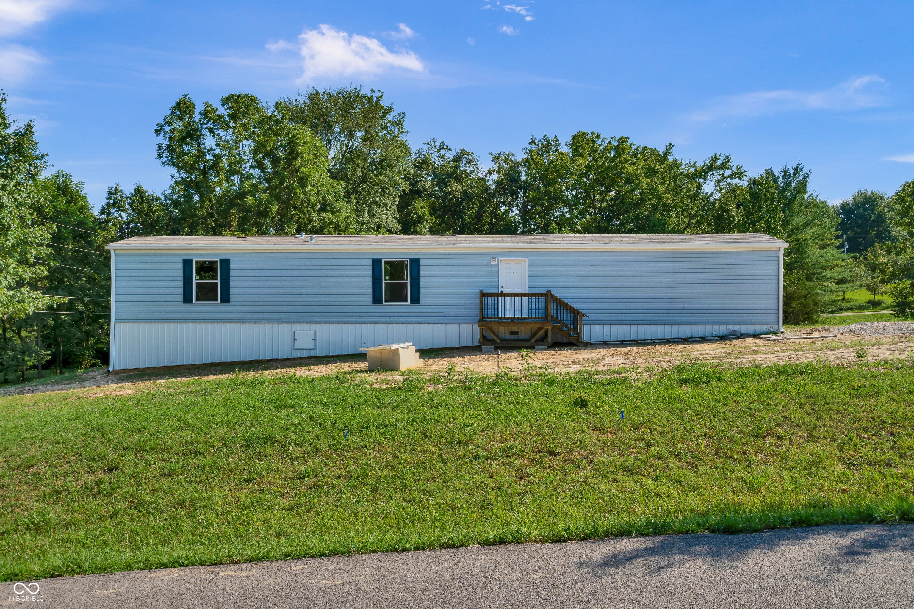 2843 McIntosh Lane