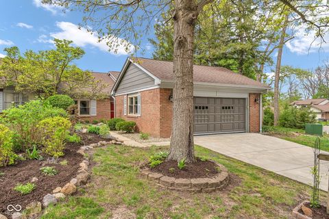 Photo of 5320 Whisperwood Lane, Indianapolis, IN 46226 (MLS # 22089305)