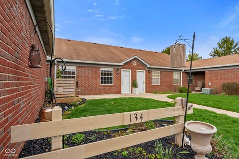 Photo of 134 Andrews Boulevard, Plainfield, IN 46168 (MLS # 22092773)