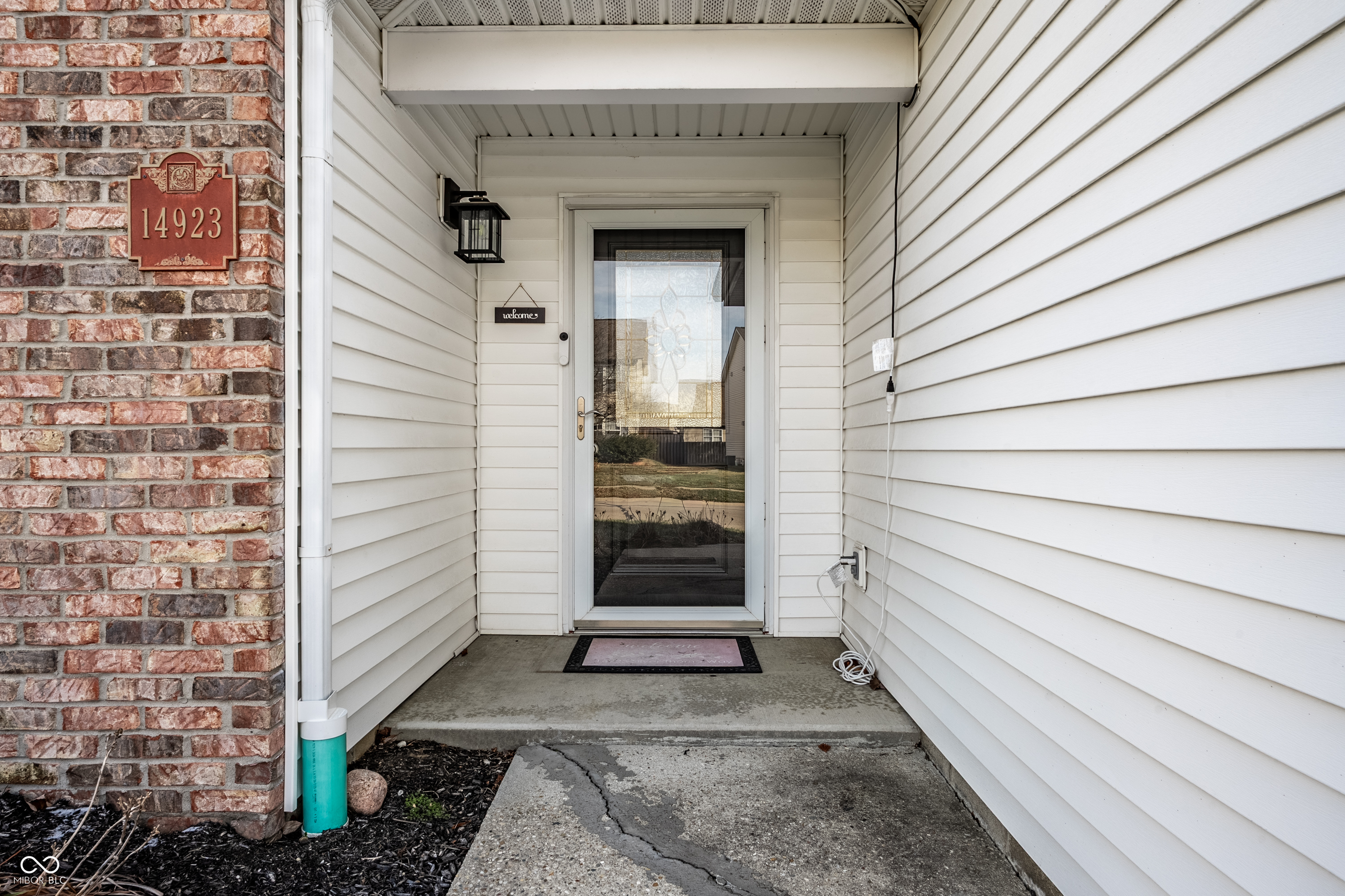 14923 Silver Thorne Way