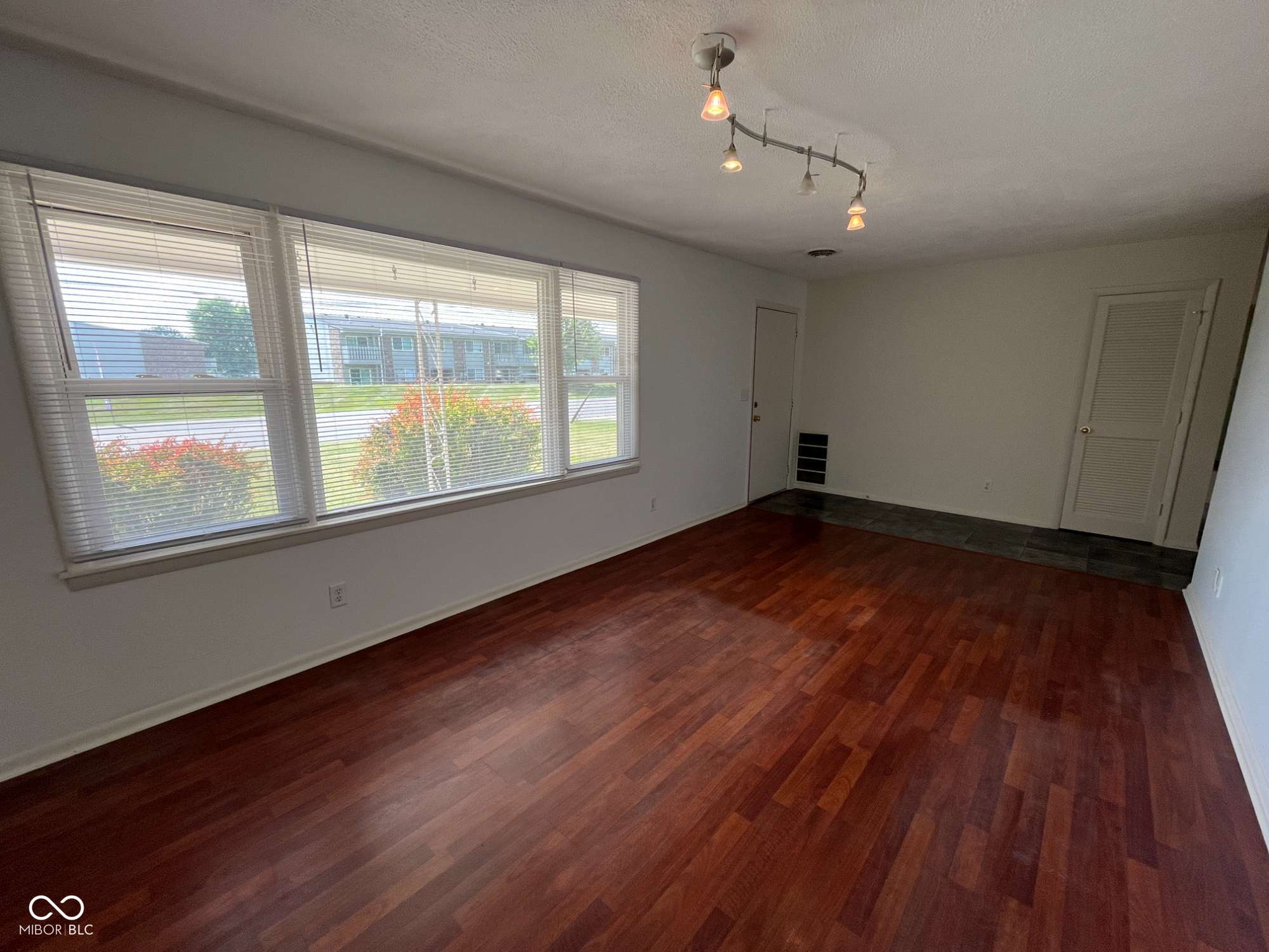 4406 S Madison Avenue