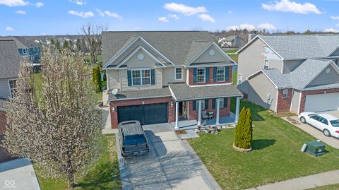 Photo of 1678 Juniper Lane, Greenwood, IN 46143 (MLS # 22091871)