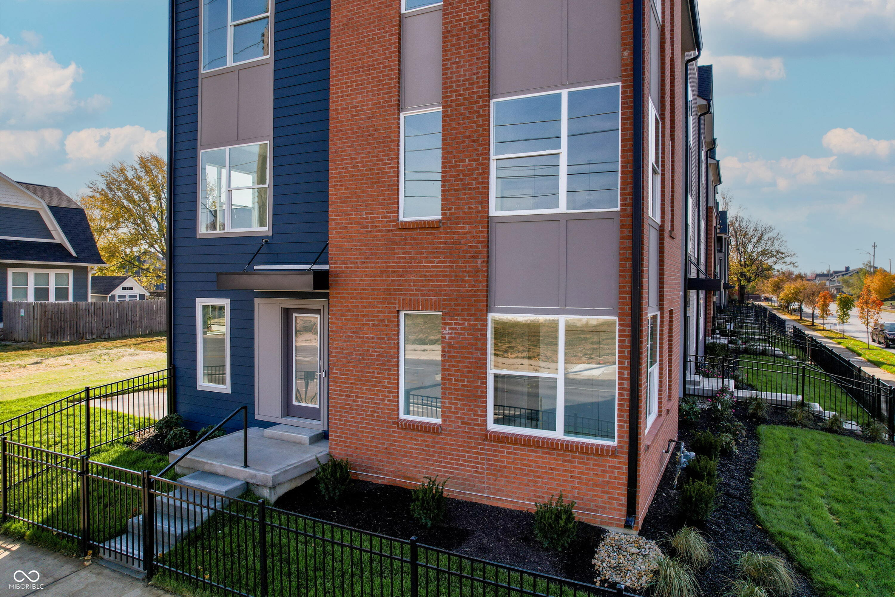 2151 N College Avenue