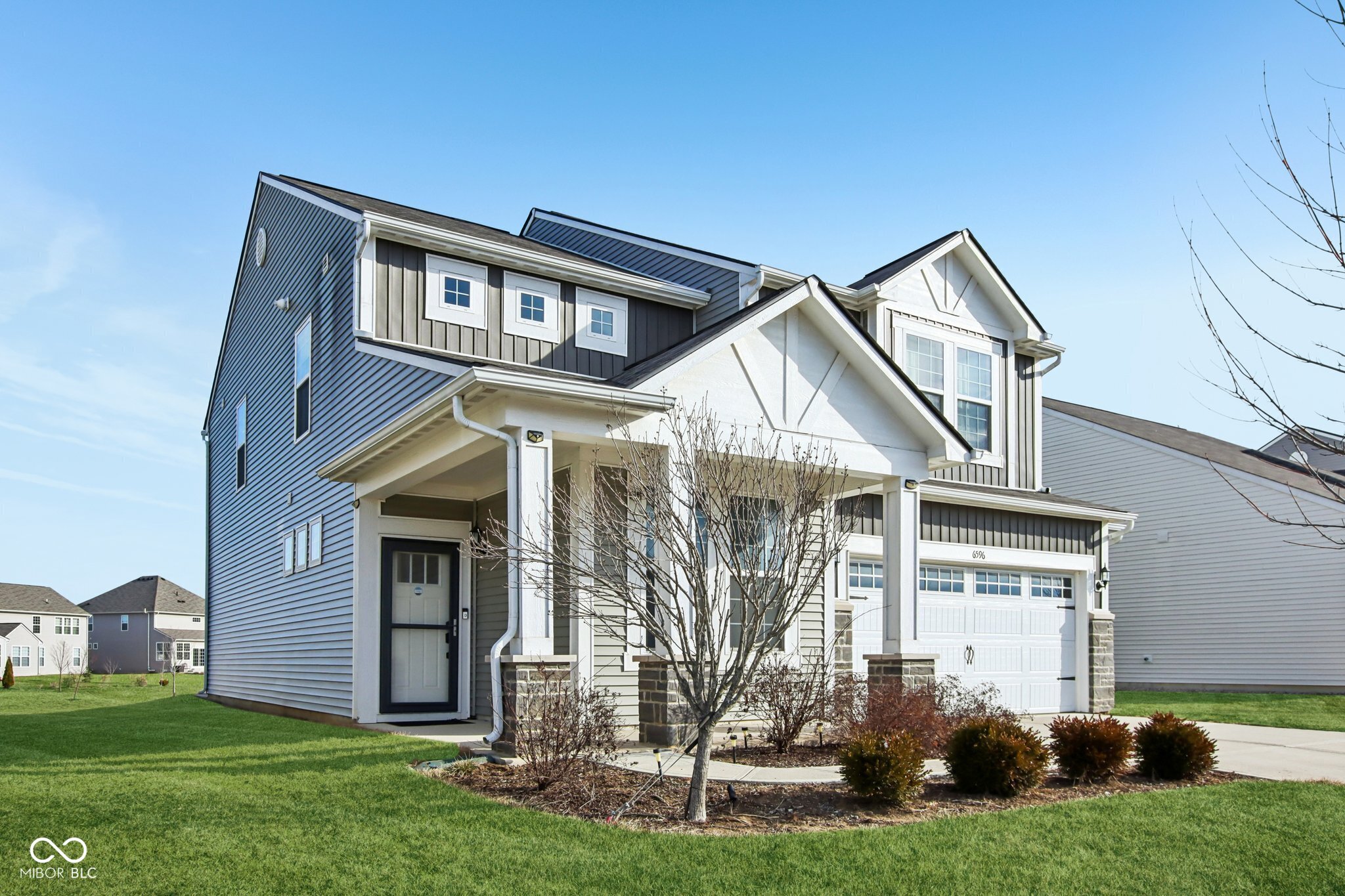 6596 Overlander Lane