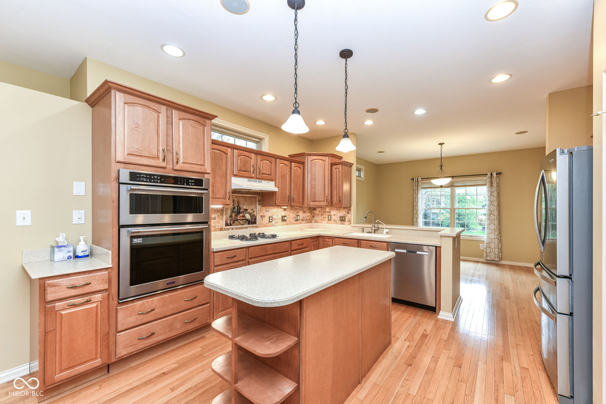 10077 Gemstone Drive