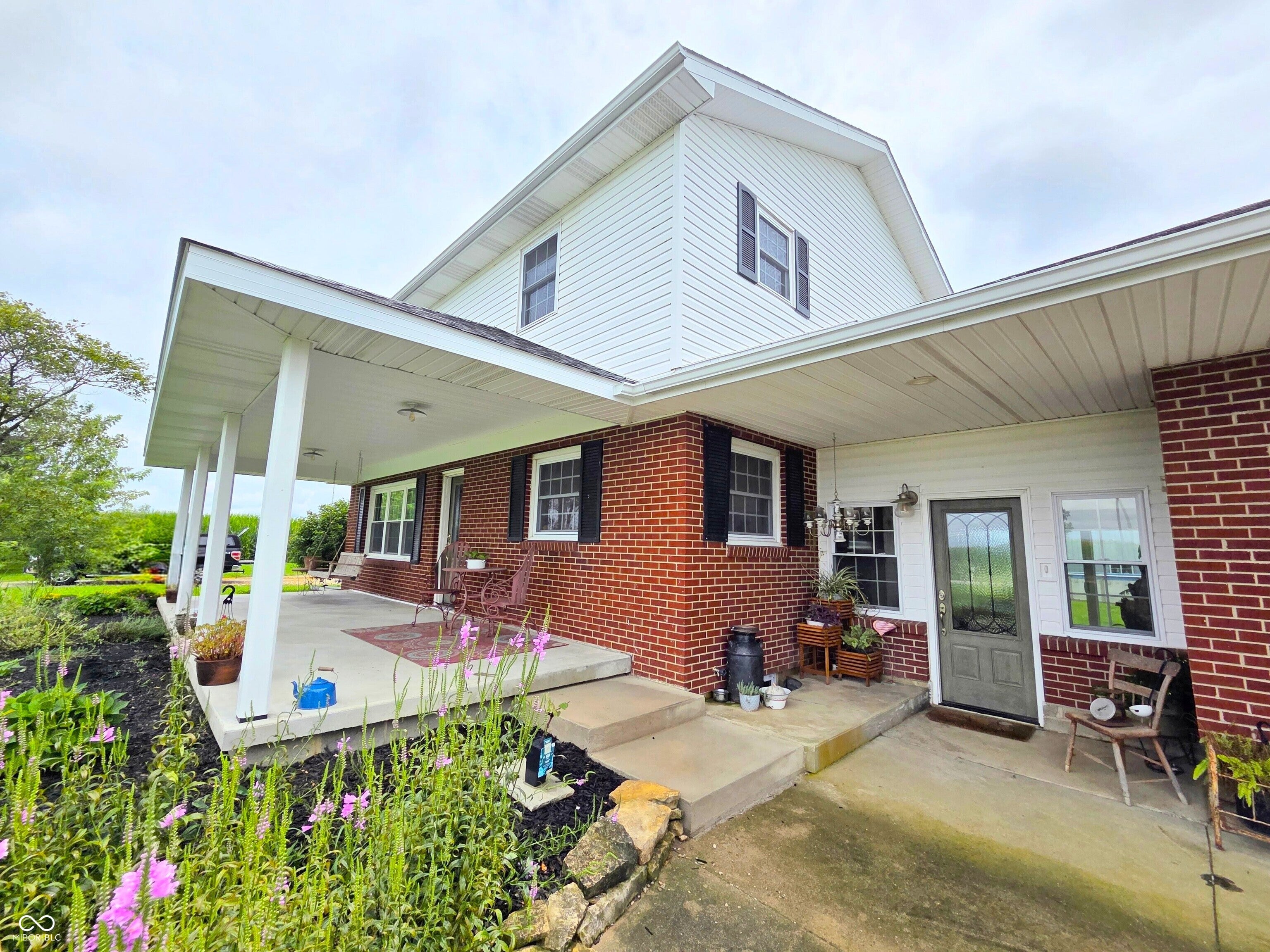 5399 E Range Road