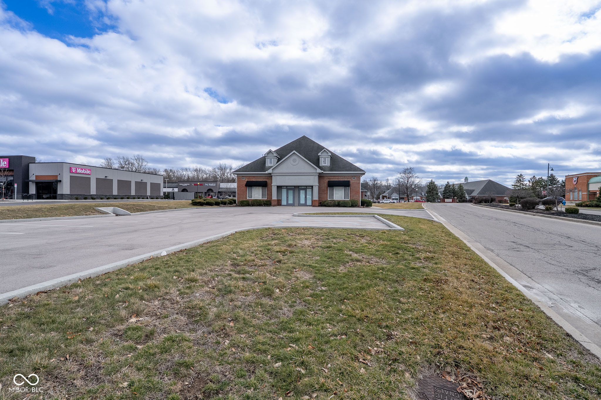 4755 Statesmen Drive