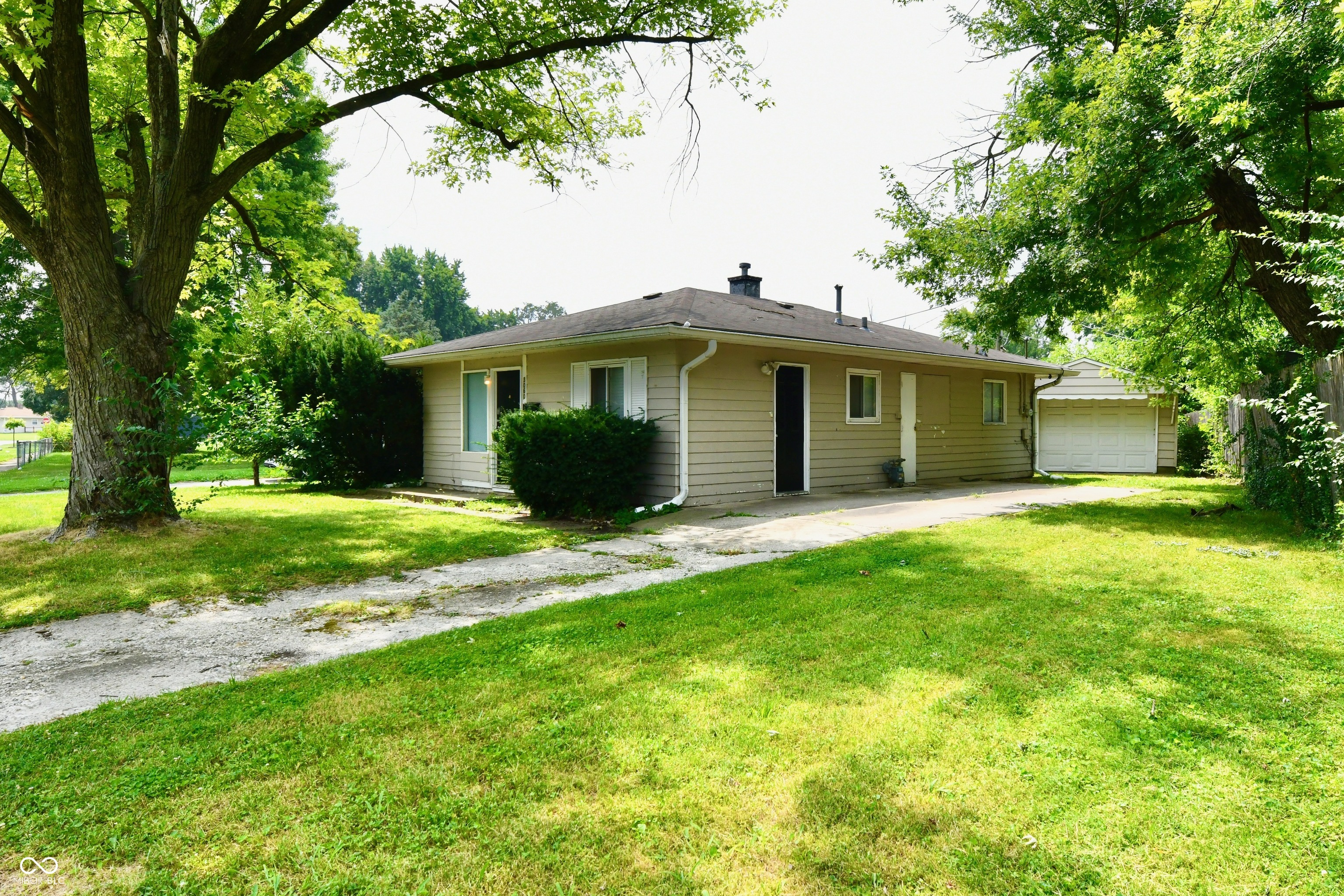 3060 Midvale Drive