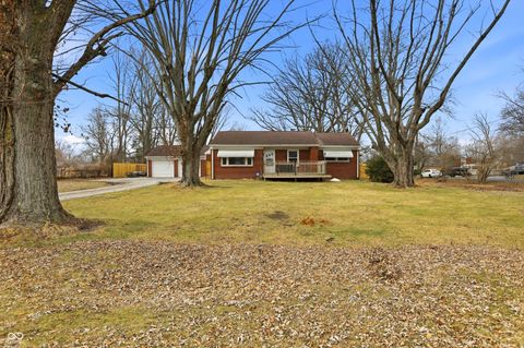 Photo of 1302 N Franklin Road, Indianapolis, IN 46219 (MLS # 22082909)