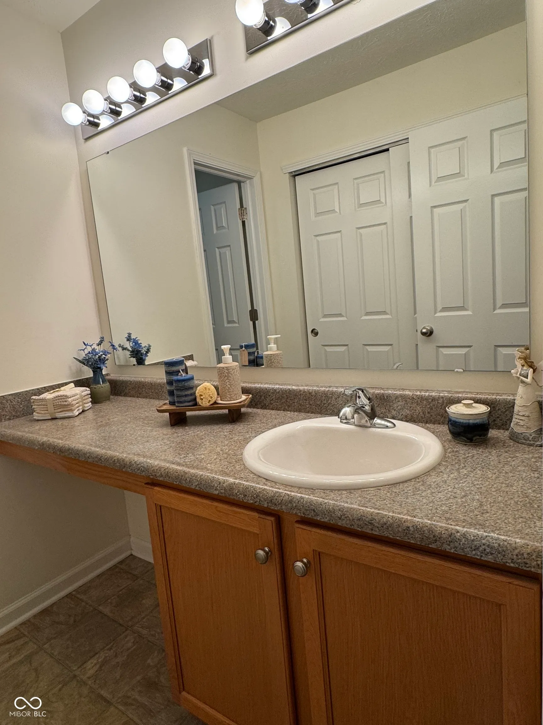 Franklin, Indiana 46131, United States, 4 Bedrooms Bedrooms, ,3 BathroomsBathrooms,Residential,Active,163289