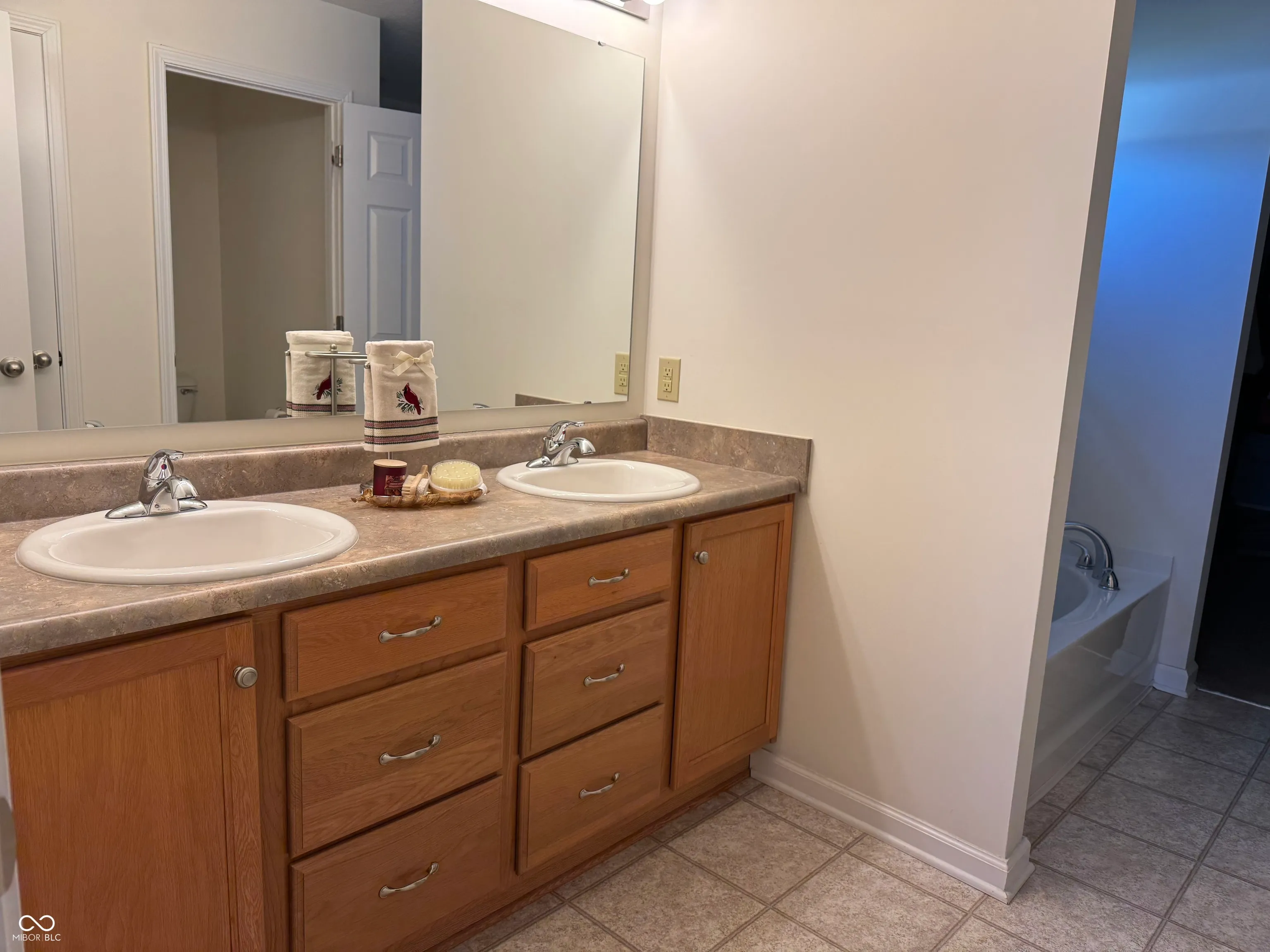 Franklin, Indiana 46131, United States, 4 Bedrooms Bedrooms, ,3 BathroomsBathrooms,Residential,Active,163289