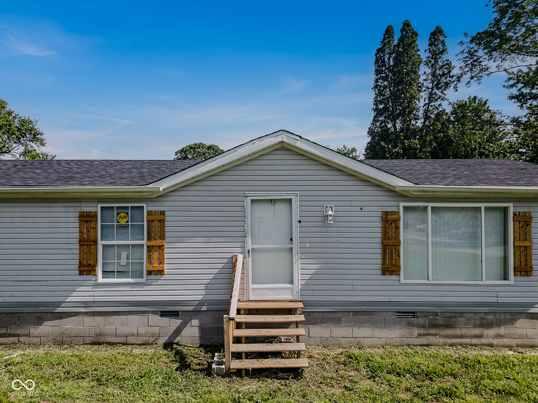 596 Glendale