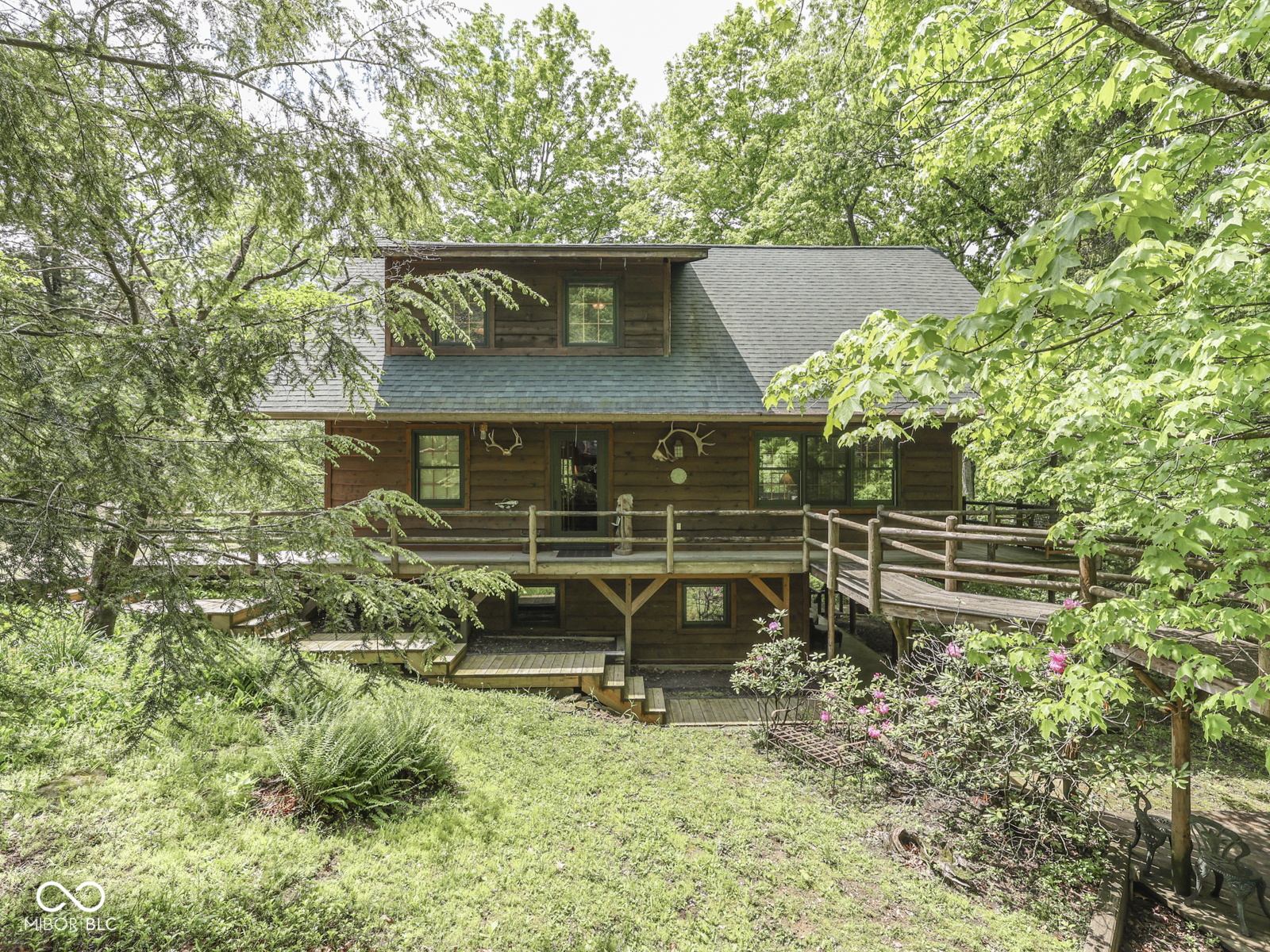 6486 Coyote Drive