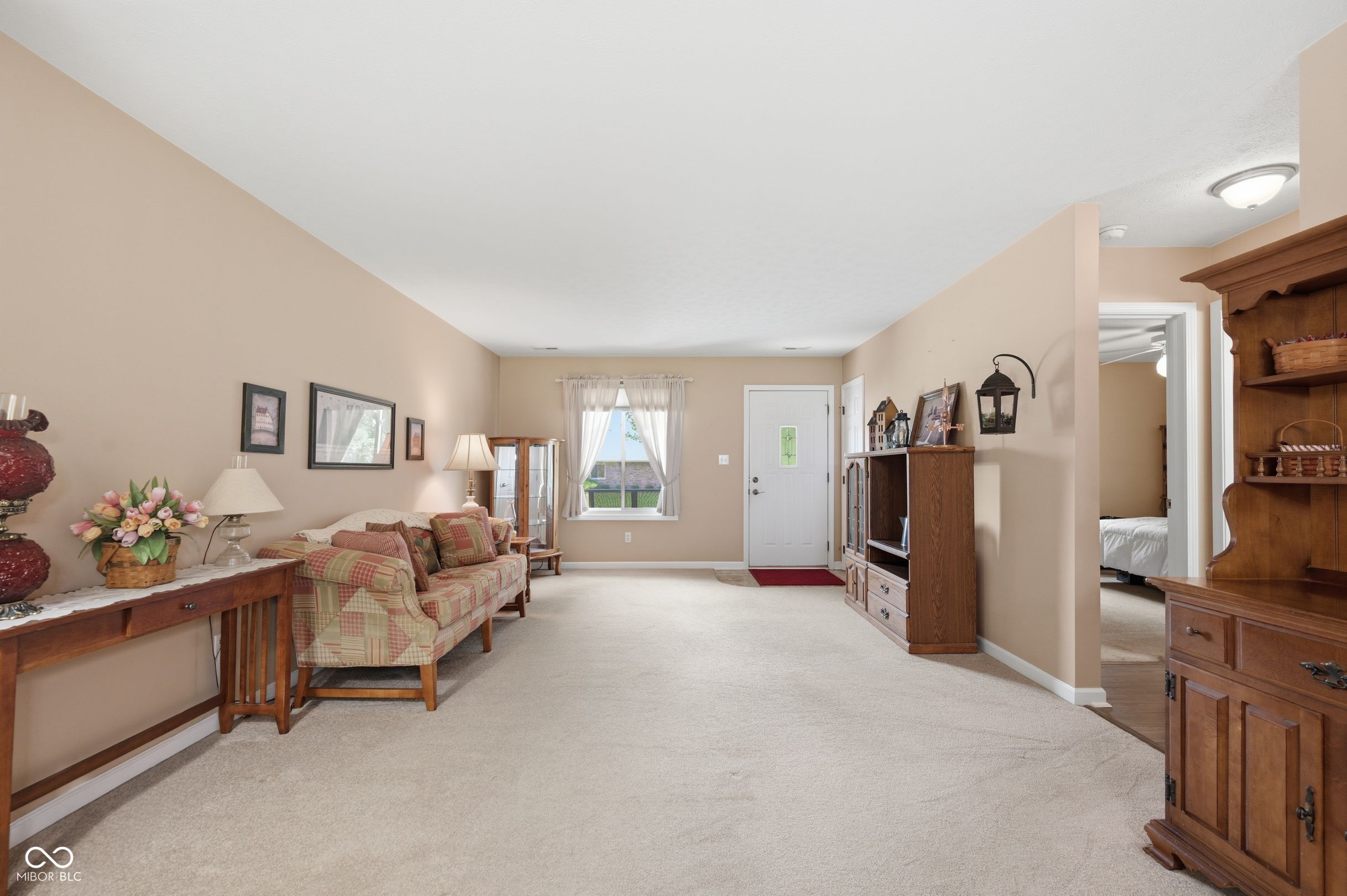 226 Saratoga Way