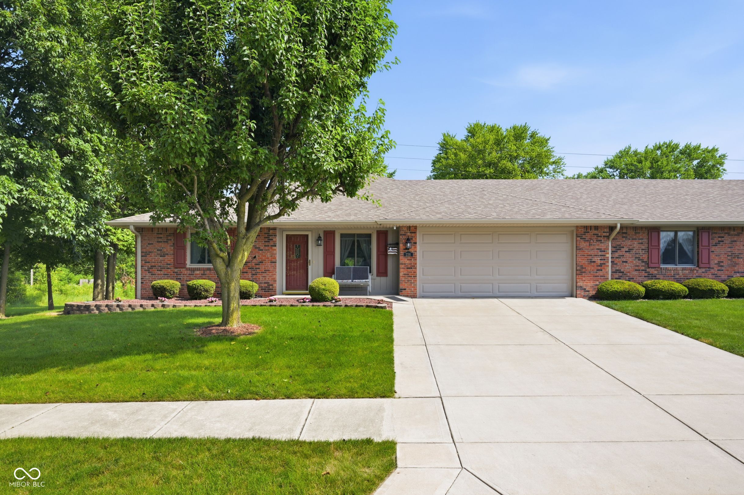 226 Saratoga Way
