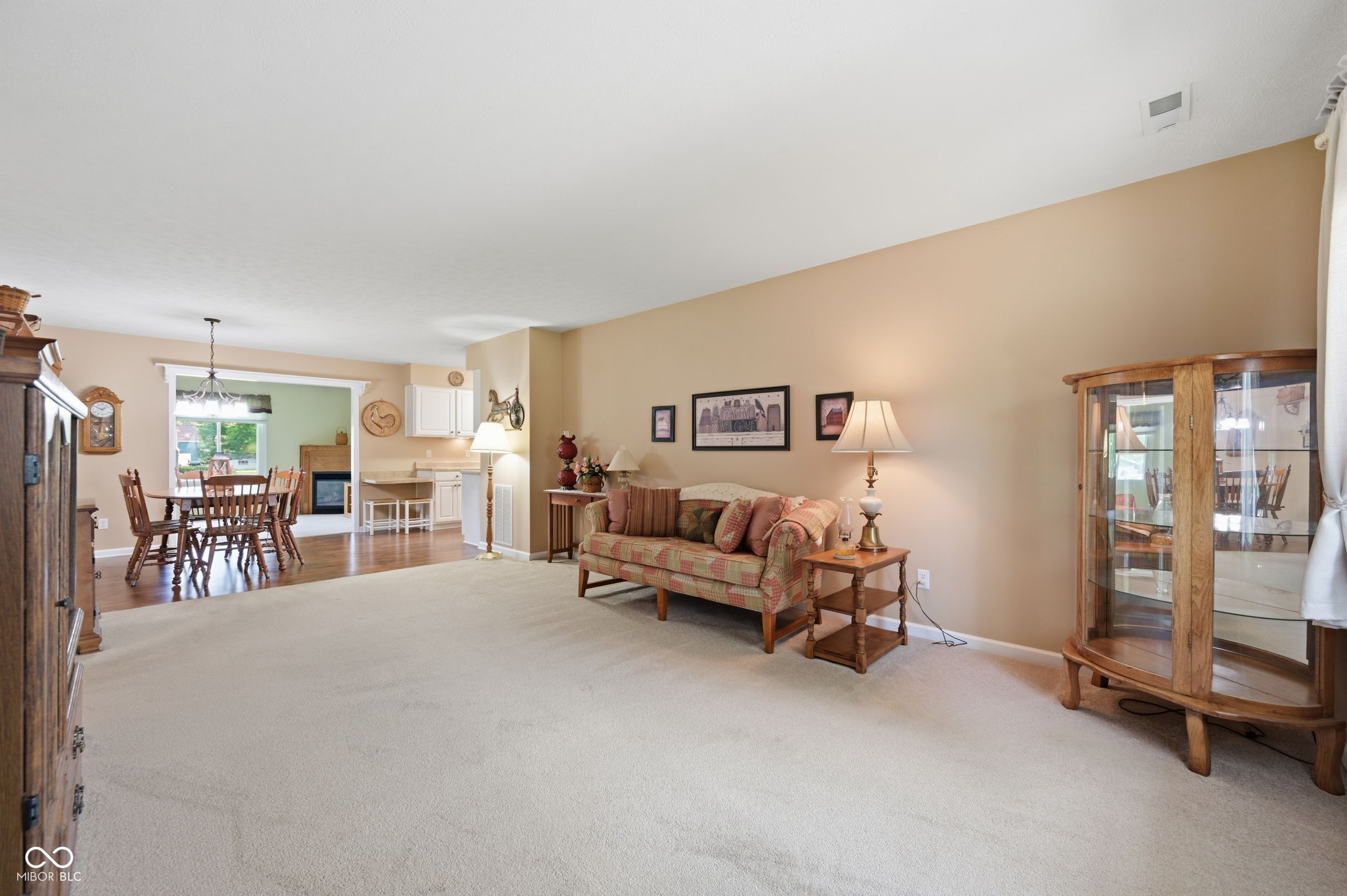 226 Saratoga Way