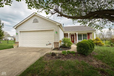 Photo of 1275 Oak Ridge Court, Brownsburg, IN 46112 (MLS # 22086919)