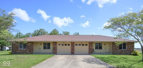 1367 Brookside Court Columbus IN 47201