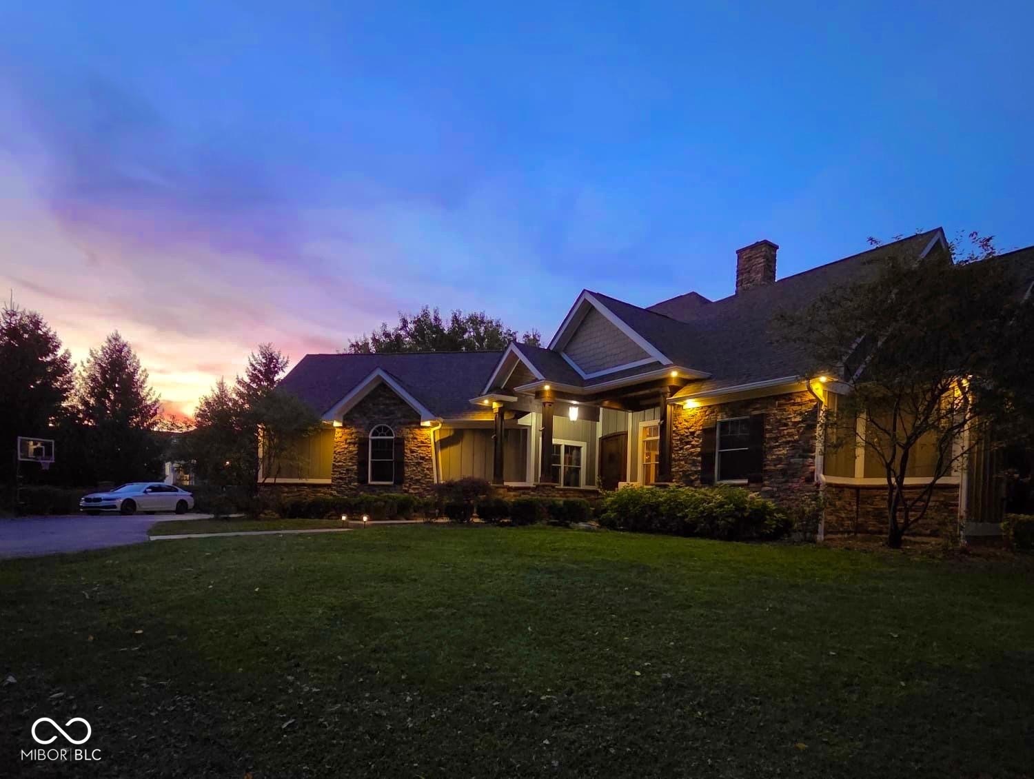 6726 E County Line Road