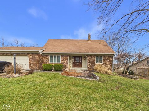 Photo of 4544 Moccosin Place, Greenwood, IN 46142 (MLS # 22085147)