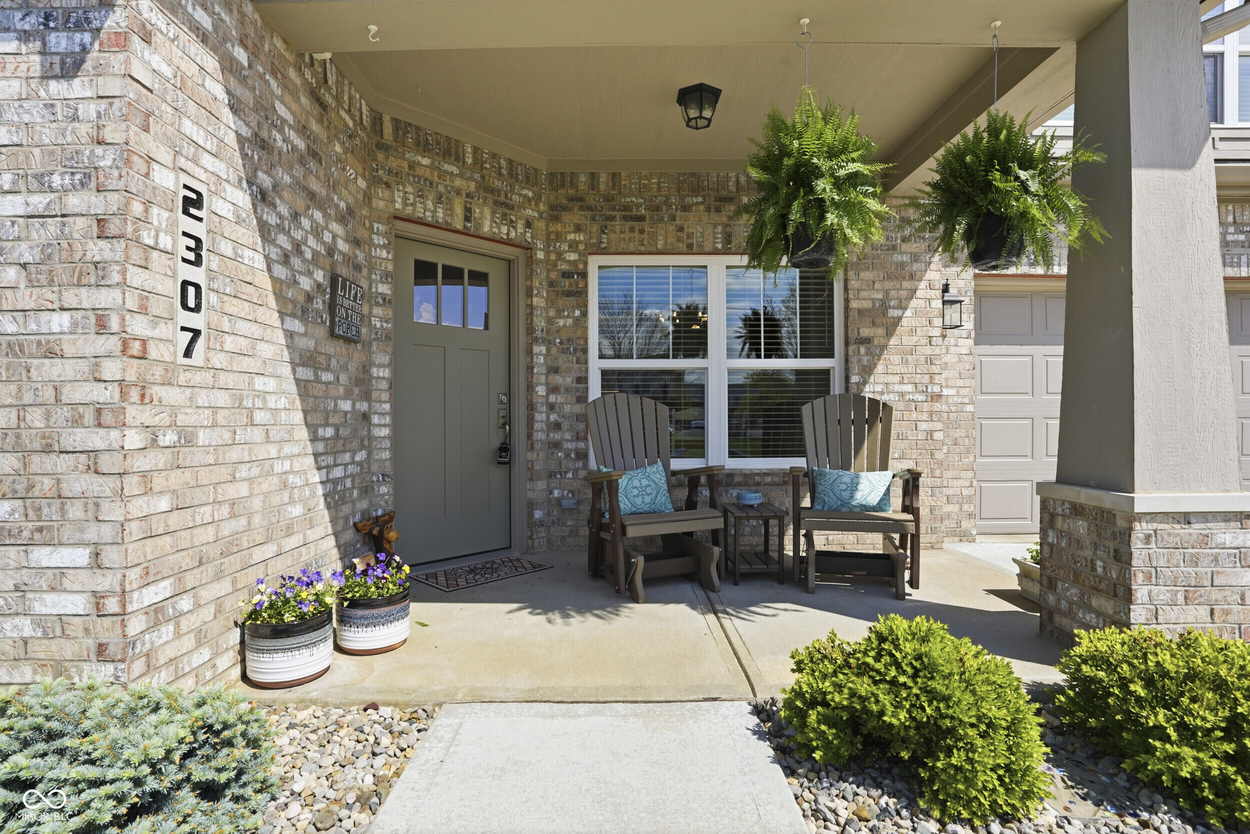 2307 Saddle Drive