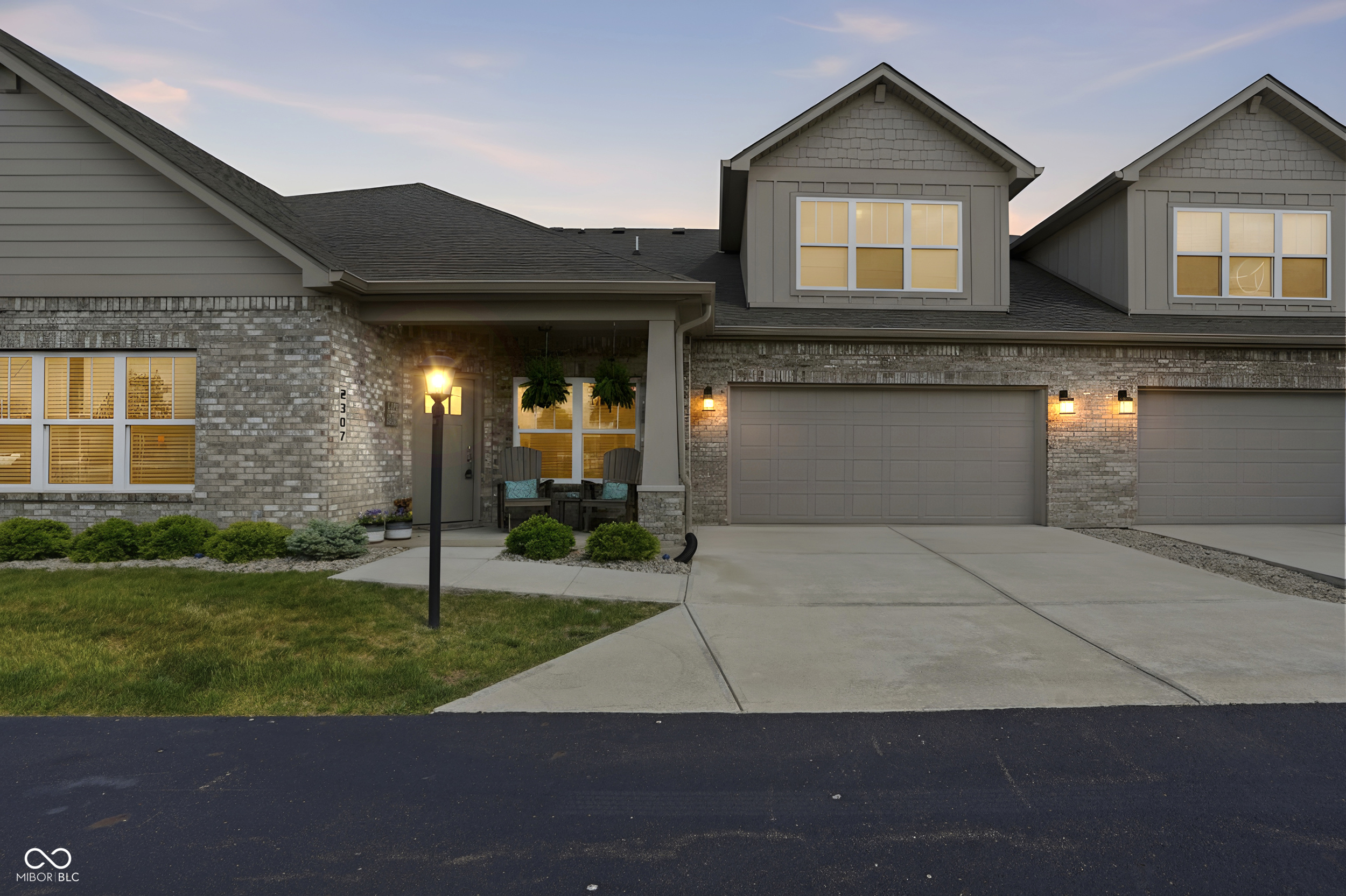 2307 Saddle Drive