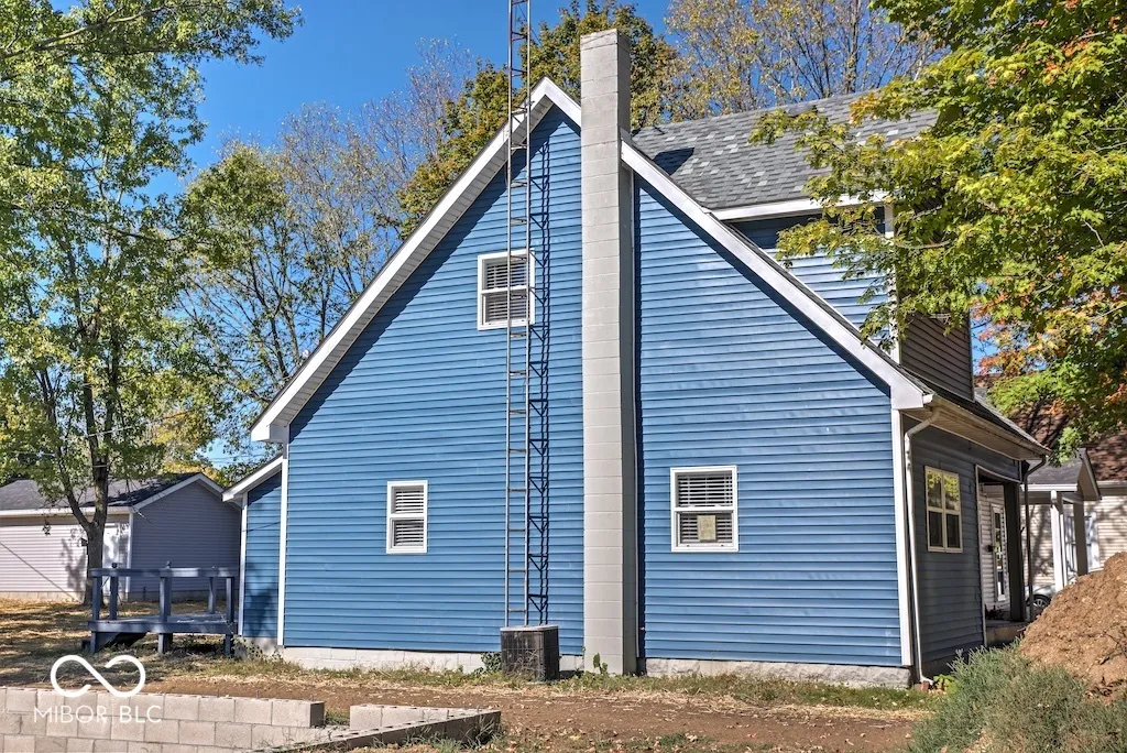 Columbus, Indiana 47201, United States, 2 Bedrooms Bedrooms, ,2 BathroomsBathrooms,Residential,Active,37043