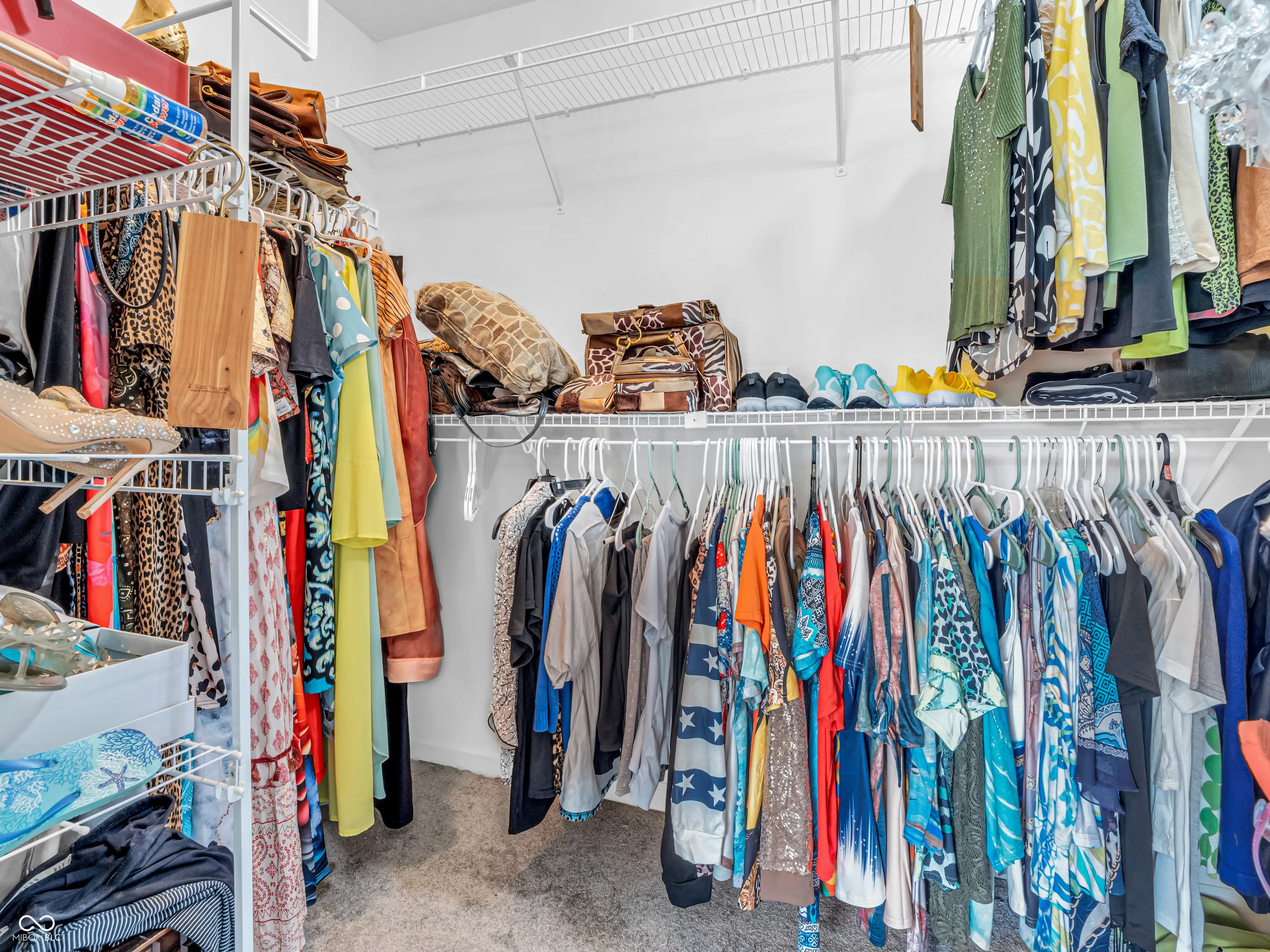 Greenwood, Indiana 46143, United States, 5 Bedrooms Bedrooms, ,4 BathroomsBathrooms,Residential,Pending,46652