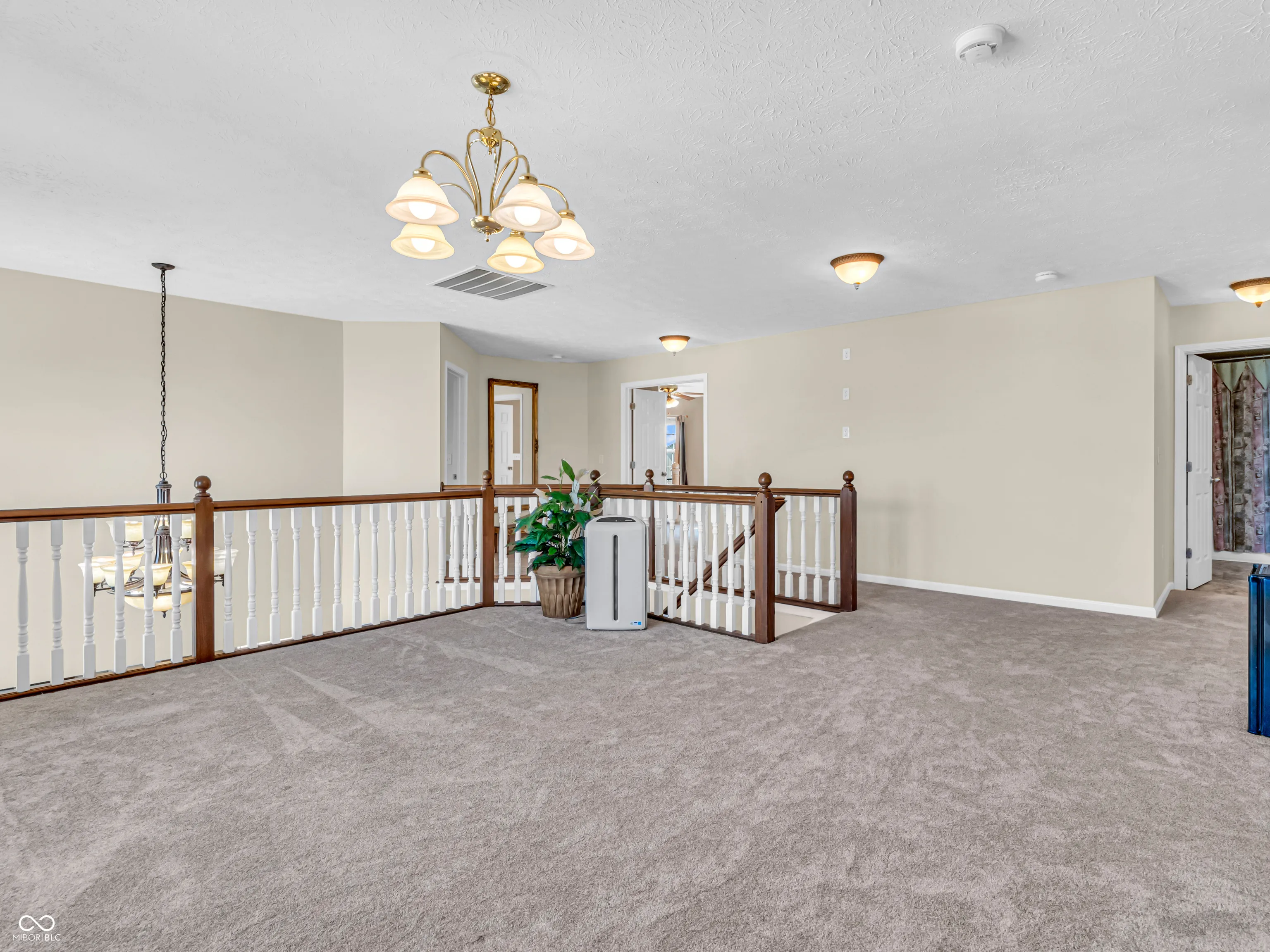 Greenwood, Indiana 46143, United States, 5 Bedrooms Bedrooms, ,4 BathroomsBathrooms,Residential,Pending,46652