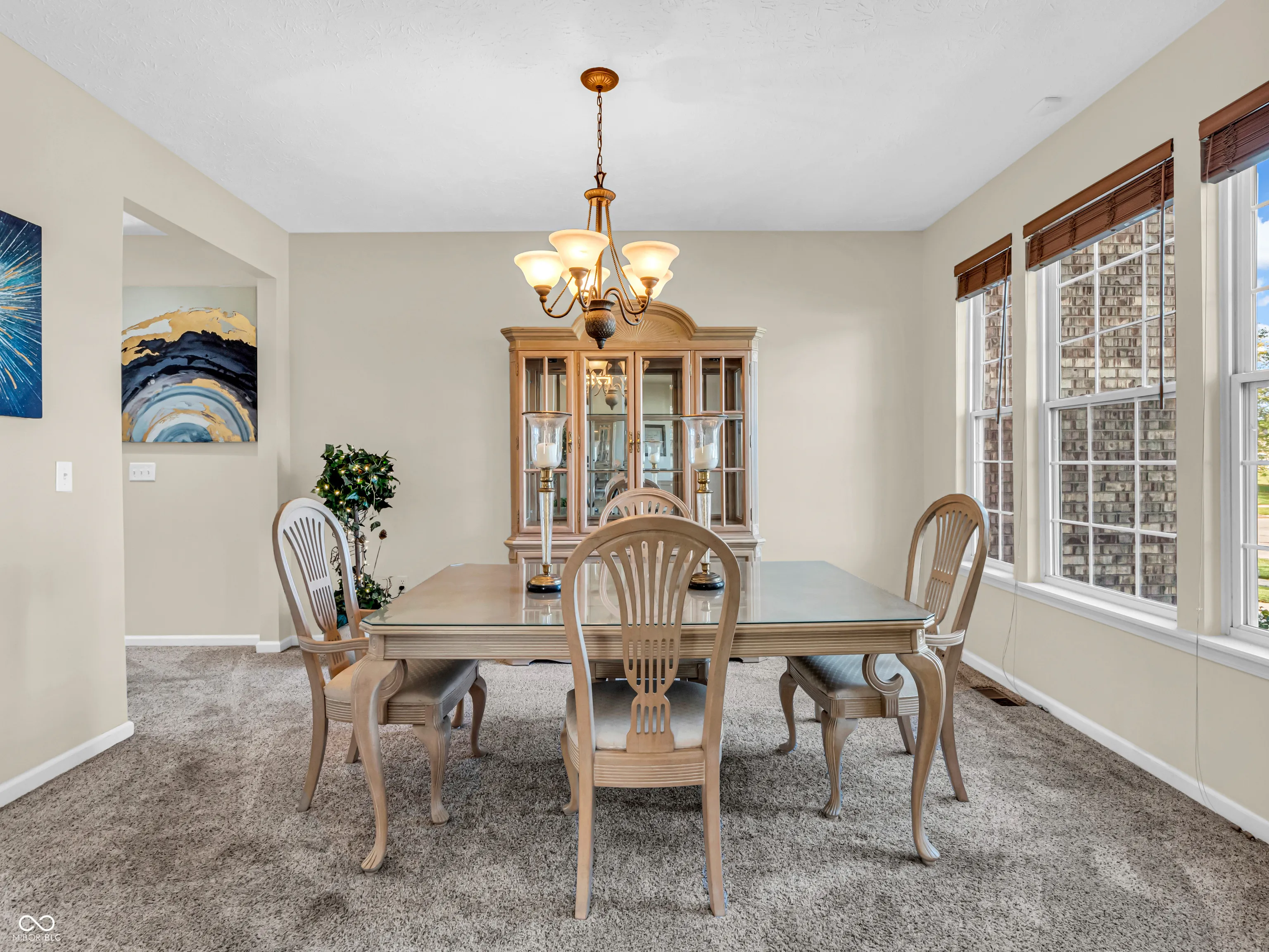 Greenwood, Indiana 46143, United States, 5 Bedrooms Bedrooms, ,4 BathroomsBathrooms,Residential,Pending,46652