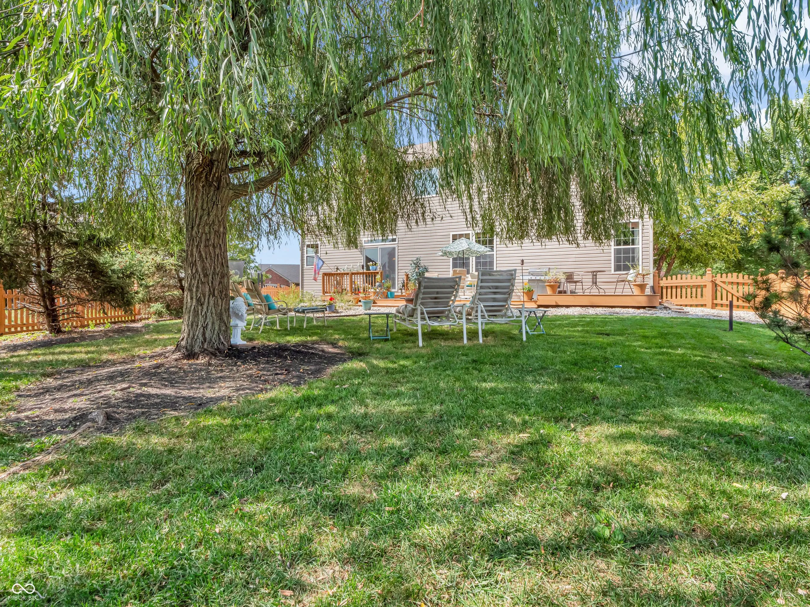 Greenwood, Indiana 46143, United States, 5 Bedrooms Bedrooms, ,4 BathroomsBathrooms,Residential,Pending,46652