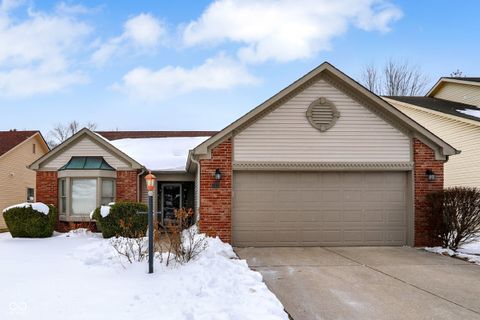 Photo of 4625 Common Vista Circle, Indianapolis, IN 46220 (MLS # 22082894)
