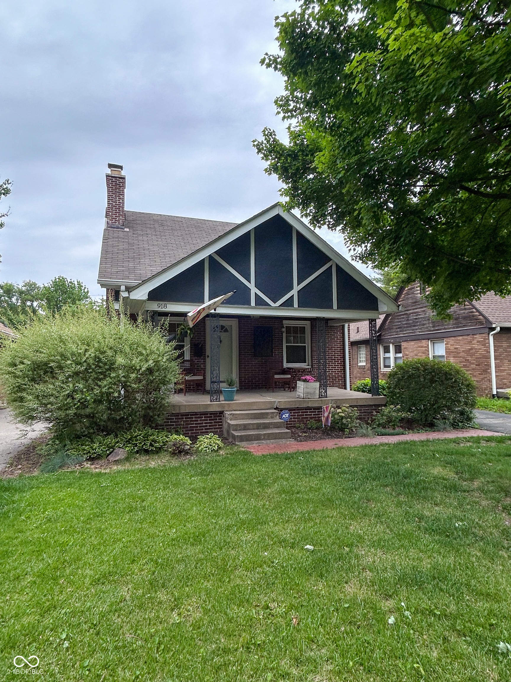 918 Kessler Boulevard East Drive
