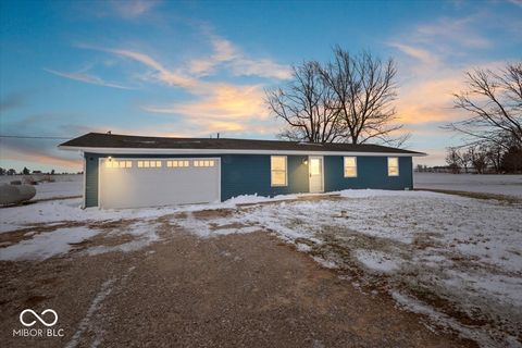 Photo of 1819 N County Road 830 E, Michigantown, IN 46057 (MLS # 22074207)