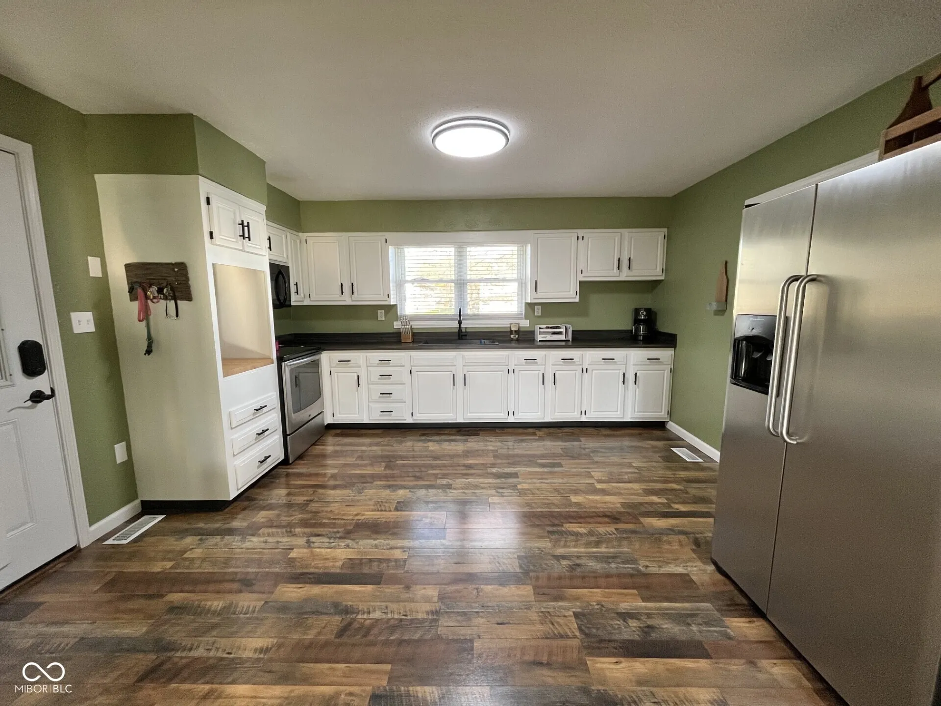 Austin, Indiana 47102, United States, 3 Bedrooms Bedrooms, ,2 BathroomsBathrooms,Residential,Pending,233914