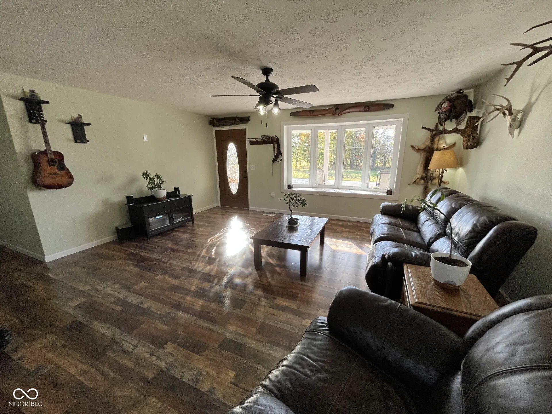 Austin, Indiana 47102, United States, 3 Bedrooms Bedrooms, ,2 BathroomsBathrooms,Residential,Pending,233914