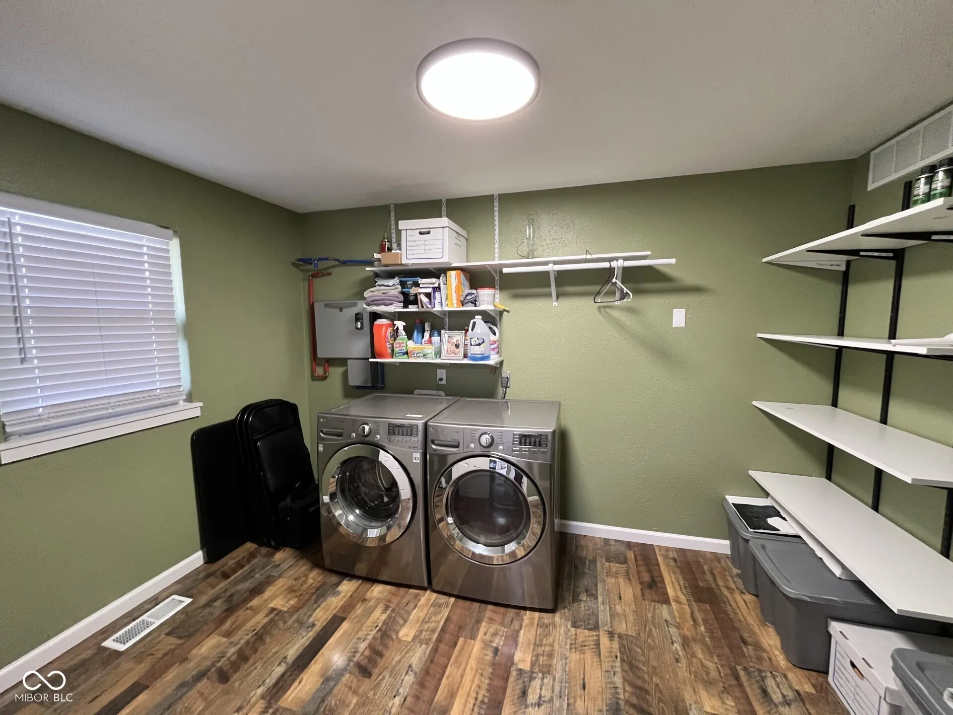 Austin, Indiana 47102, United States, 3 Bedrooms Bedrooms, ,2 BathroomsBathrooms,Residential,Pending,233914