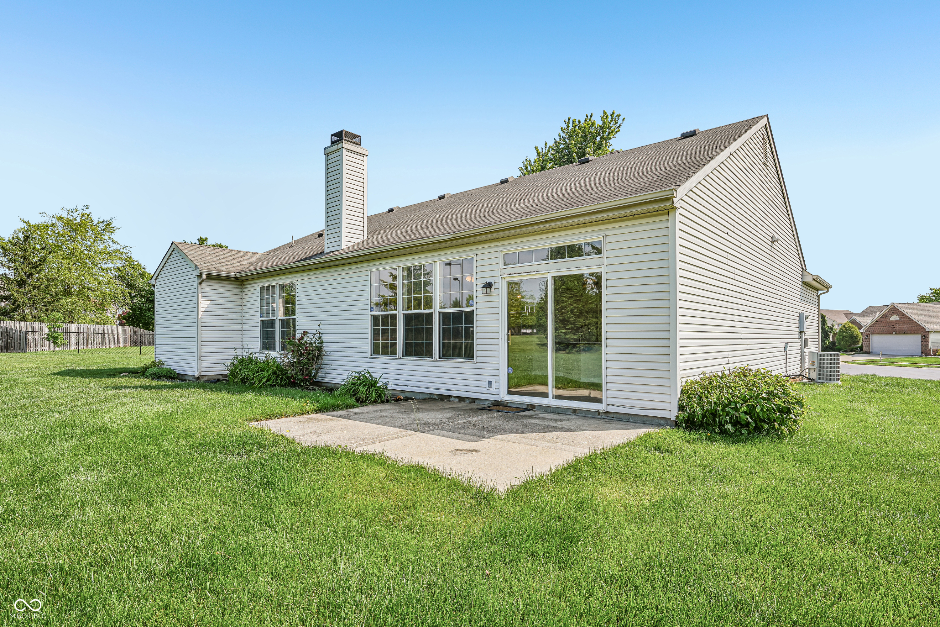 2082 Lawrin Court