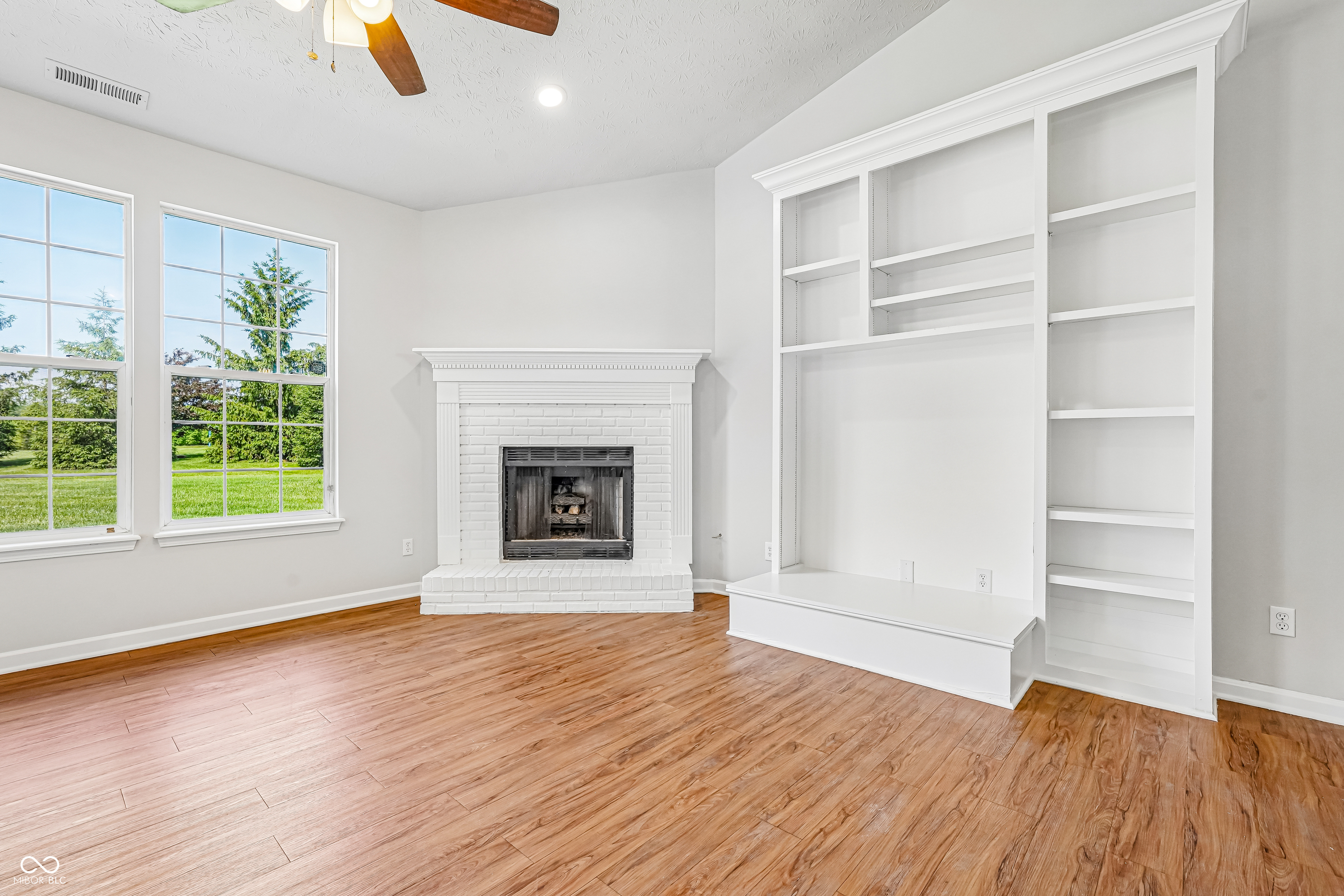 2082 Lawrin Court