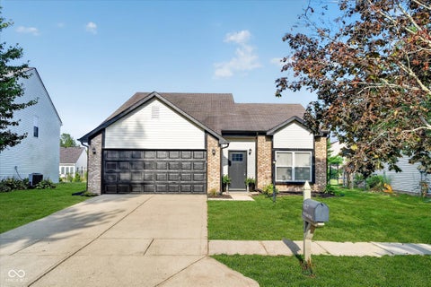 Photo of 19277 Fox Chase Drive, Noblesville, IN 46062 (MLS # 22124243)