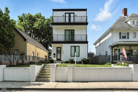 Photo of 1405 E Vermont Street, Indianapolis, IN 46201 (MLS # 22084955)