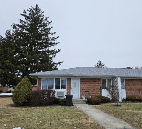 Photo of 953 W McKay Road, Shelbyville, IN 46176 (MLS # 22084049)